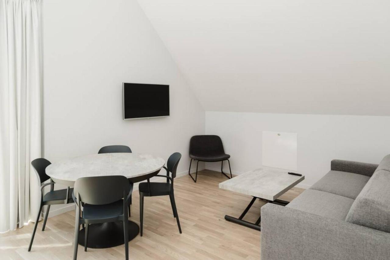 Sk67 Modern And Bright Loft With Free Parking Apartment Lidingo Luaran gambar